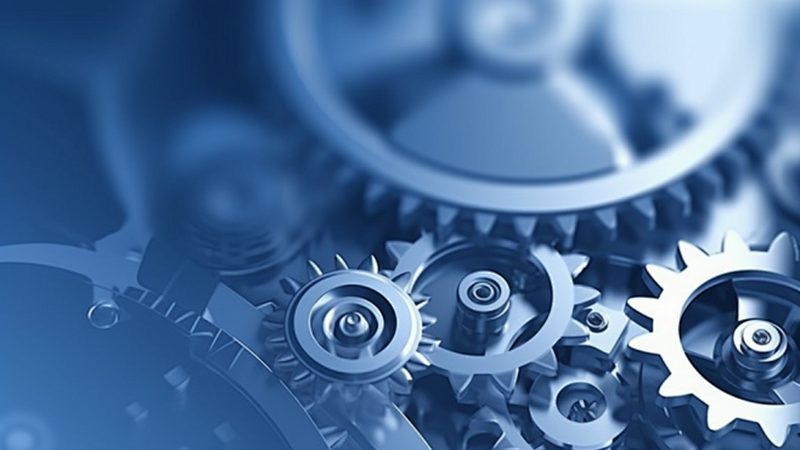 回收的二手医疗器械在重新投入使用前，必须进行严格的消毒与清洗。这包括：